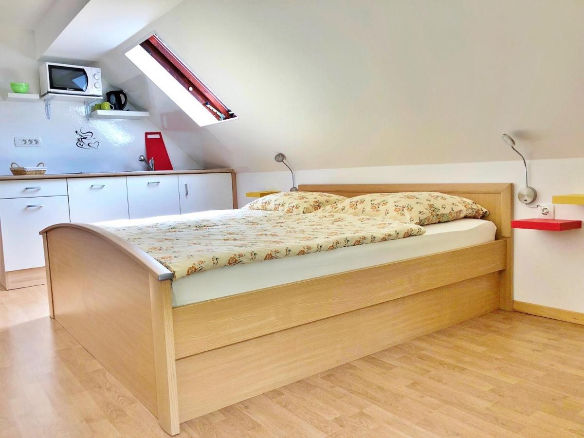 2 Studio & Apartment Cvetek בוהין מראה חיצוני תמונה